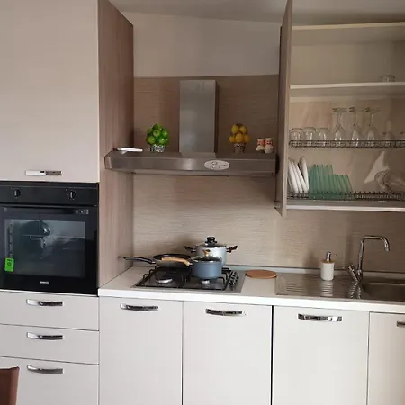 Marina's * Giardini Naxos