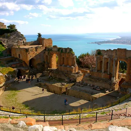 Apartament Marina's Giardini-Naxos